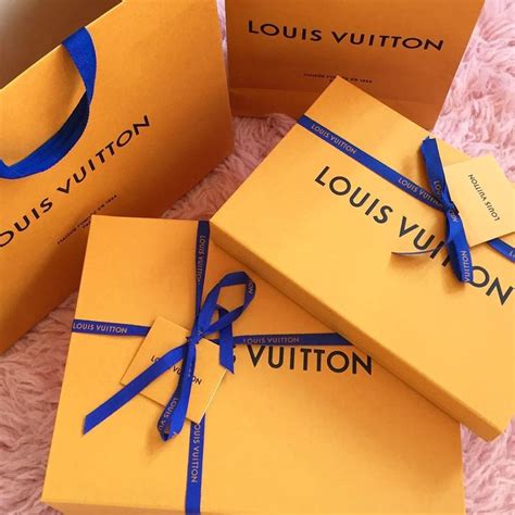 louis vuitton gifts|Iconic Gifts .